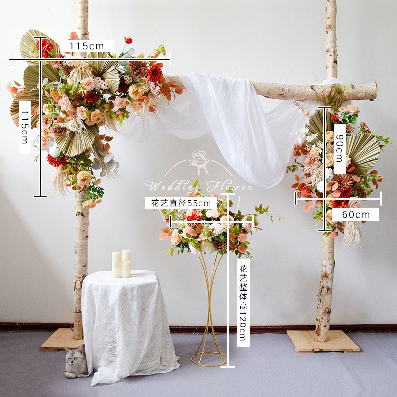 Decorating square wedding arches