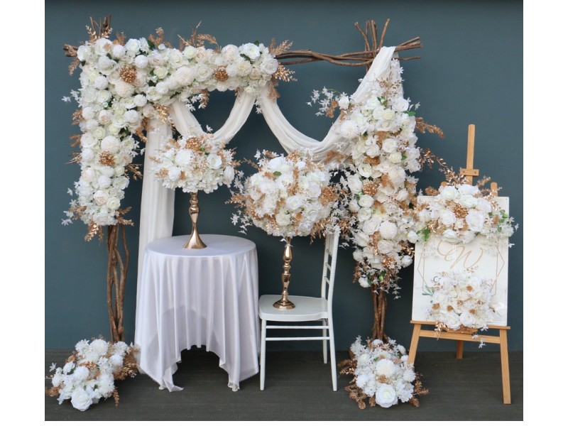 how to make your own wedding arch?