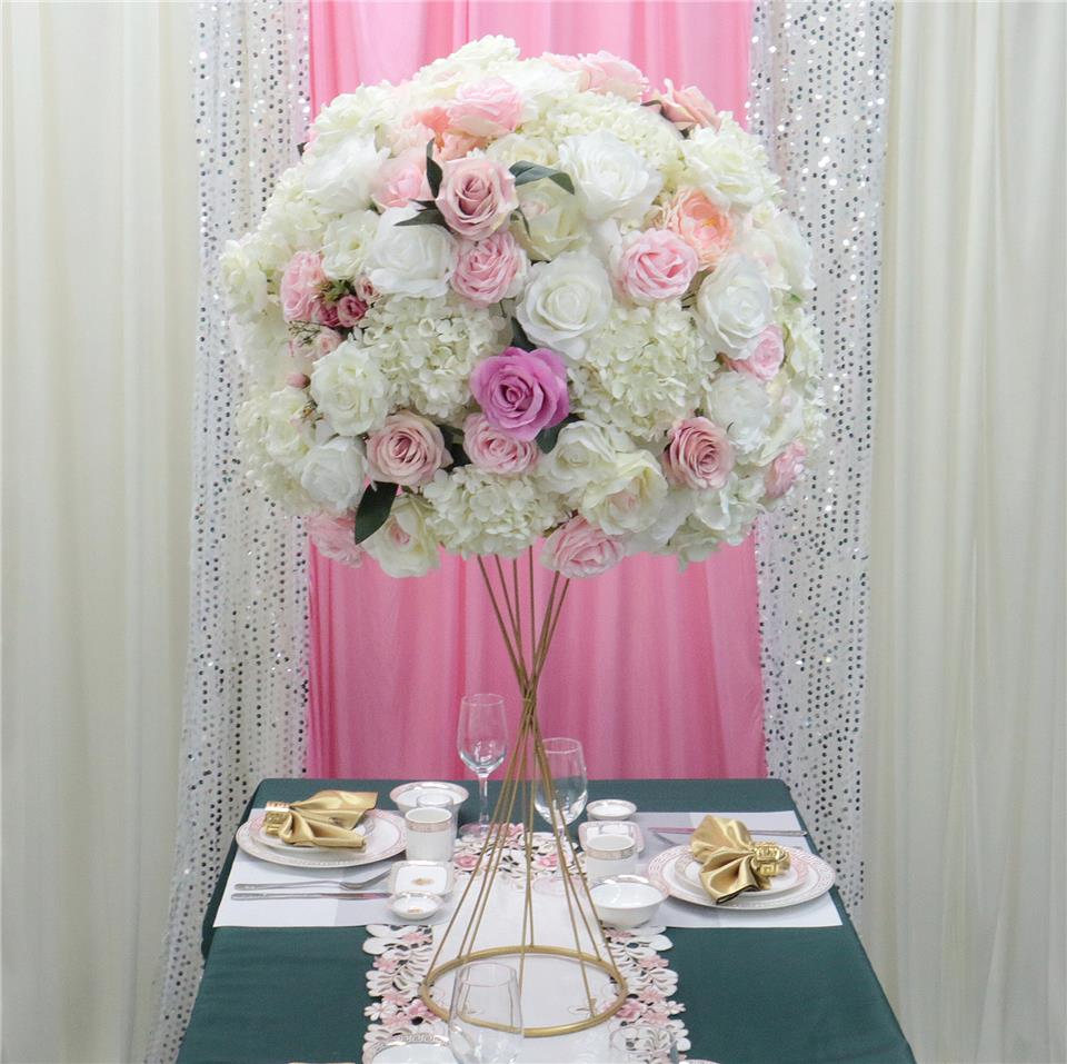 Elegant Drapery Backdrops for a Romantic Wedding Setting