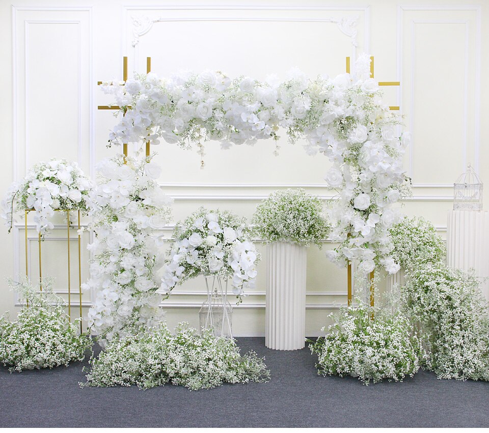 what flower arrangements are needed for a funeral?