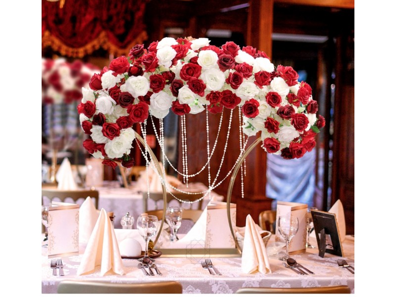 how to decorate for wedding reception dinner table?