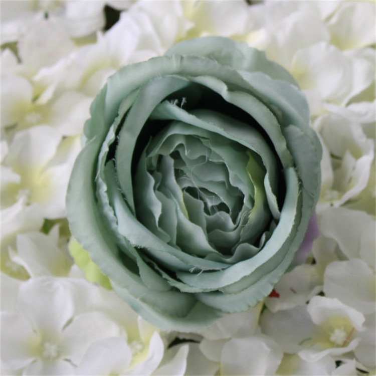 Silk flowers: Tips for designing and assembling silk flower arrangements