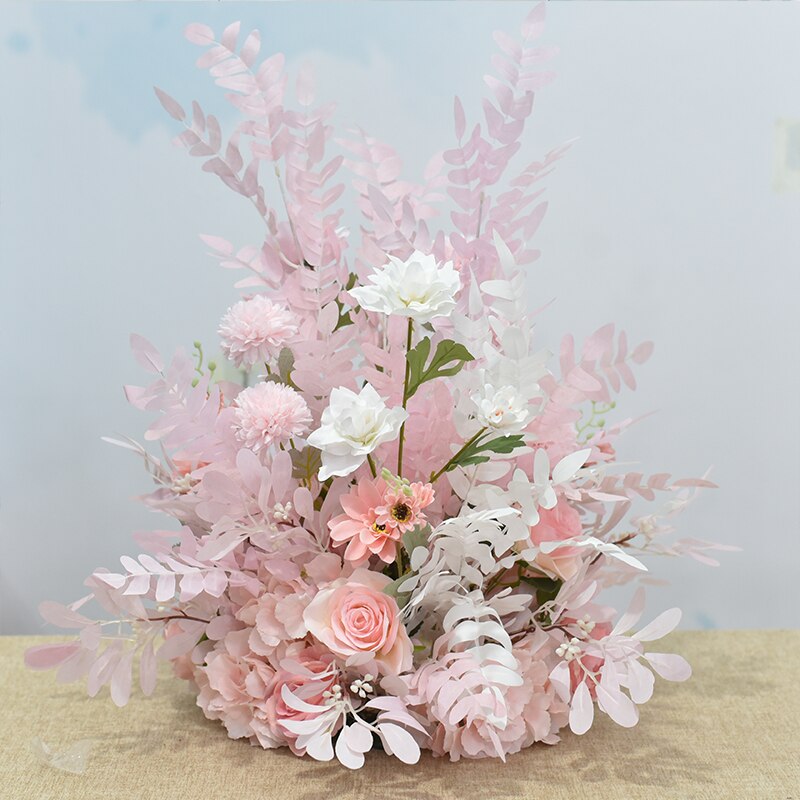 how to make a table centre flower arrangement?